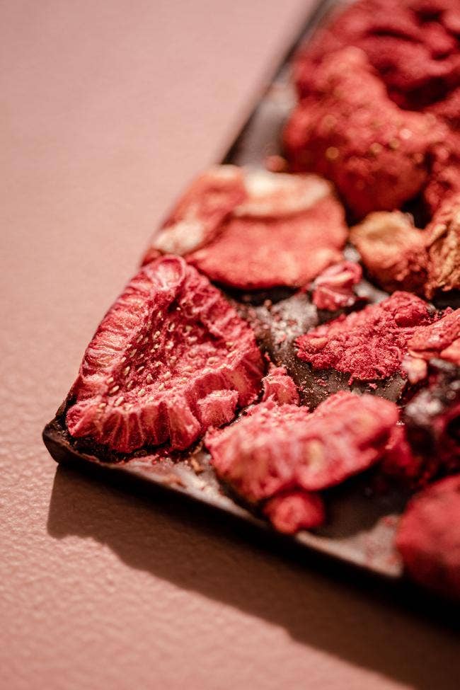 Compartes Chocolate - Wholesale Chocolate Bar - California Berries Dark Chocolate Strawberry Raspberry2