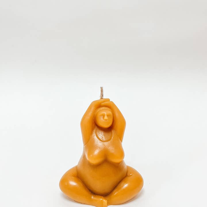 Glim & Glam - Wholesale Novelty Candle - Lotus Meditation Beeswax Candle1