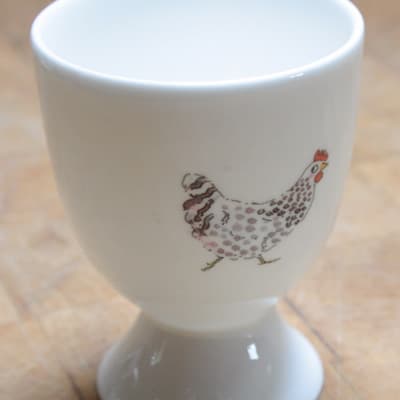 Sophie Allport – wholesale Egg cup/holder – Chicken Egg Cup1