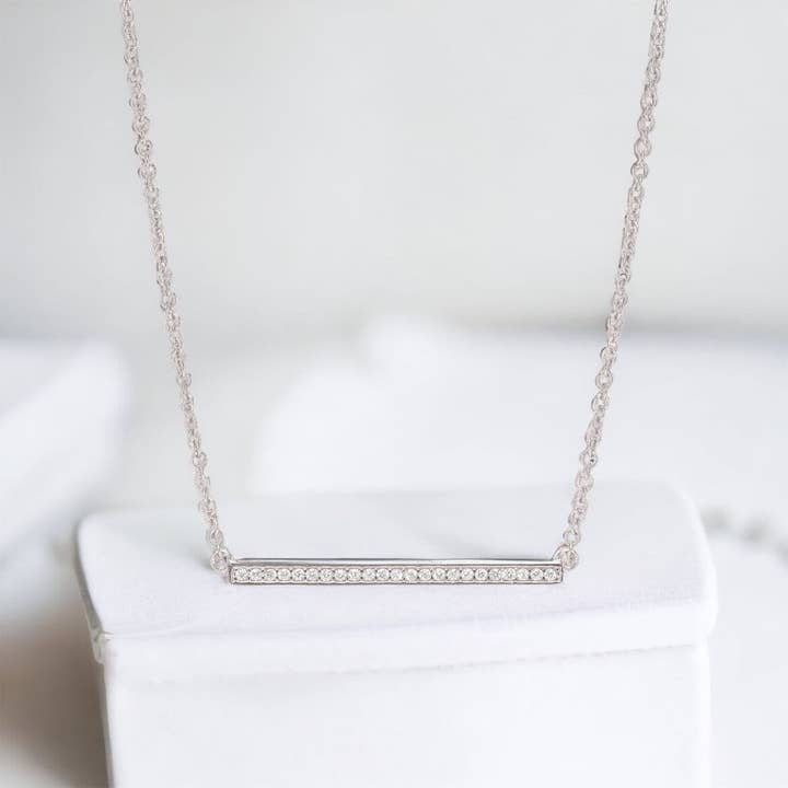 COLLIER PAVÉ BAR pour la vente par Sugar Bean Jewelry