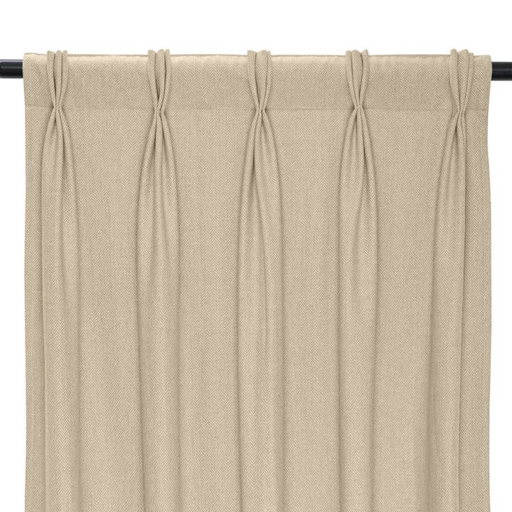 Amore Beauté – Großhandel Vorhang – Handgefertigter Faltenvorhang mit Zickzackmuster3