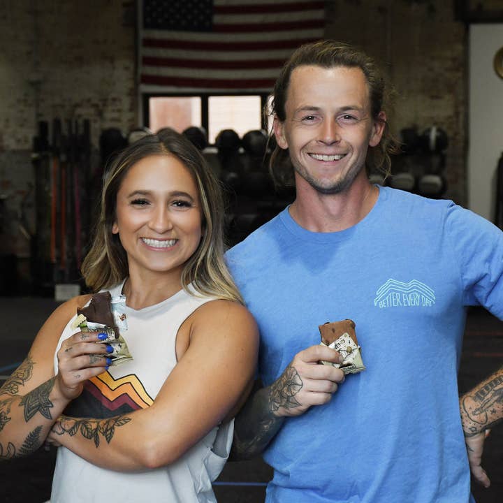 Earth Fed Muscle - Wholesale Snack Bar - Chocolate Peanut Butter Grass-Fed Whey Protein Bars4