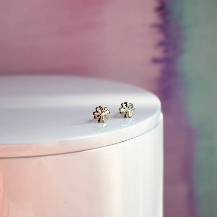 a.v. max - Wholesale Stud/Post Earrings - Clover Stud Earrings|Gold|Silver2