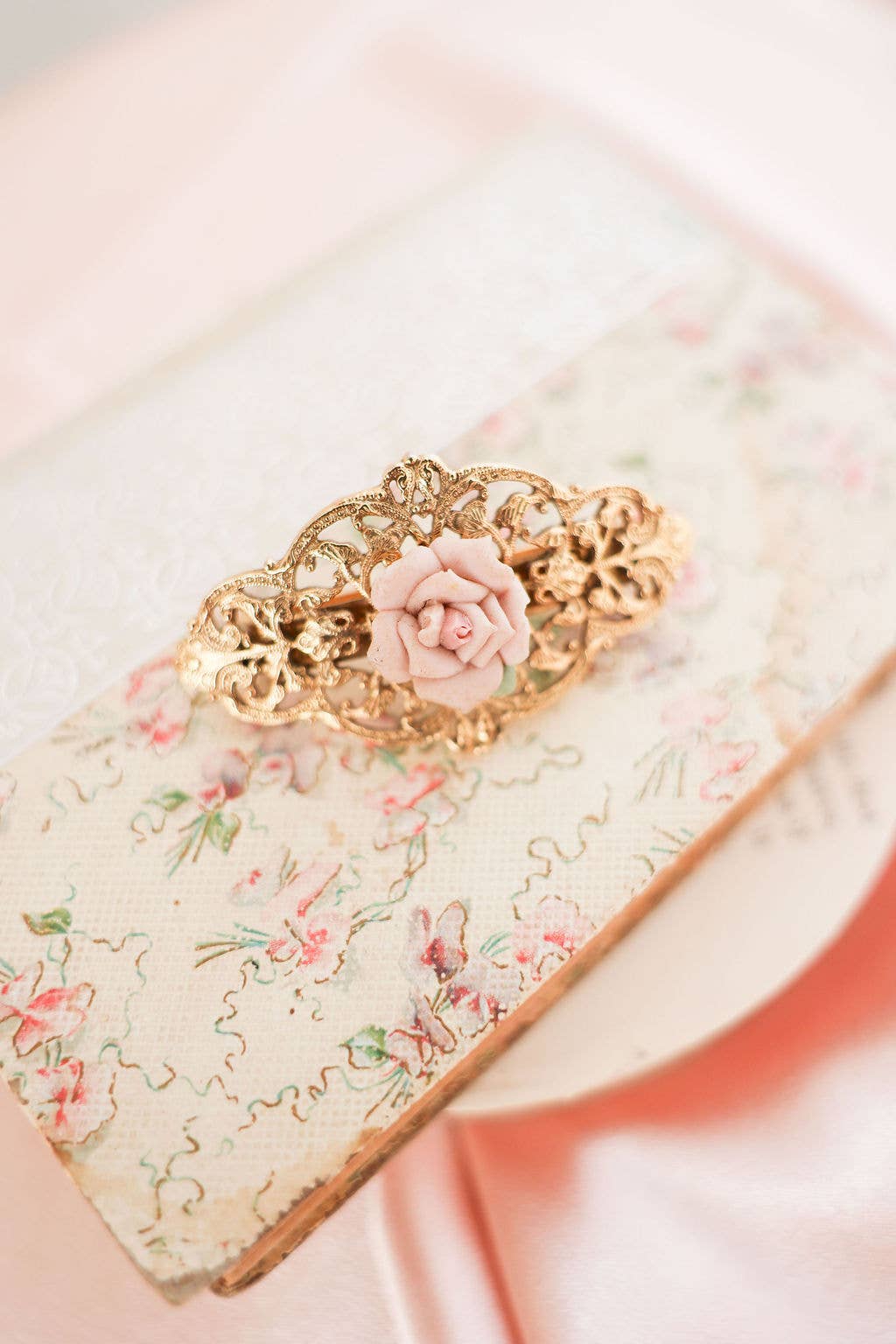 Petite Mariee Boutique - Wholesale Hair Clip - Women's - Rosette Vintage Bridal Hairpiece1