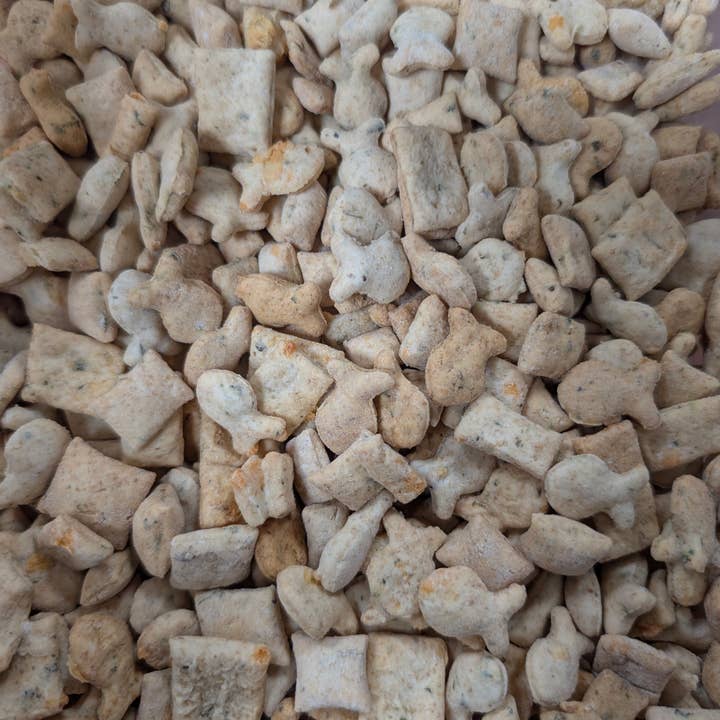 Veronica's Doggie Delights - Wholesale Pet Treats - Cat - Cat Treats4