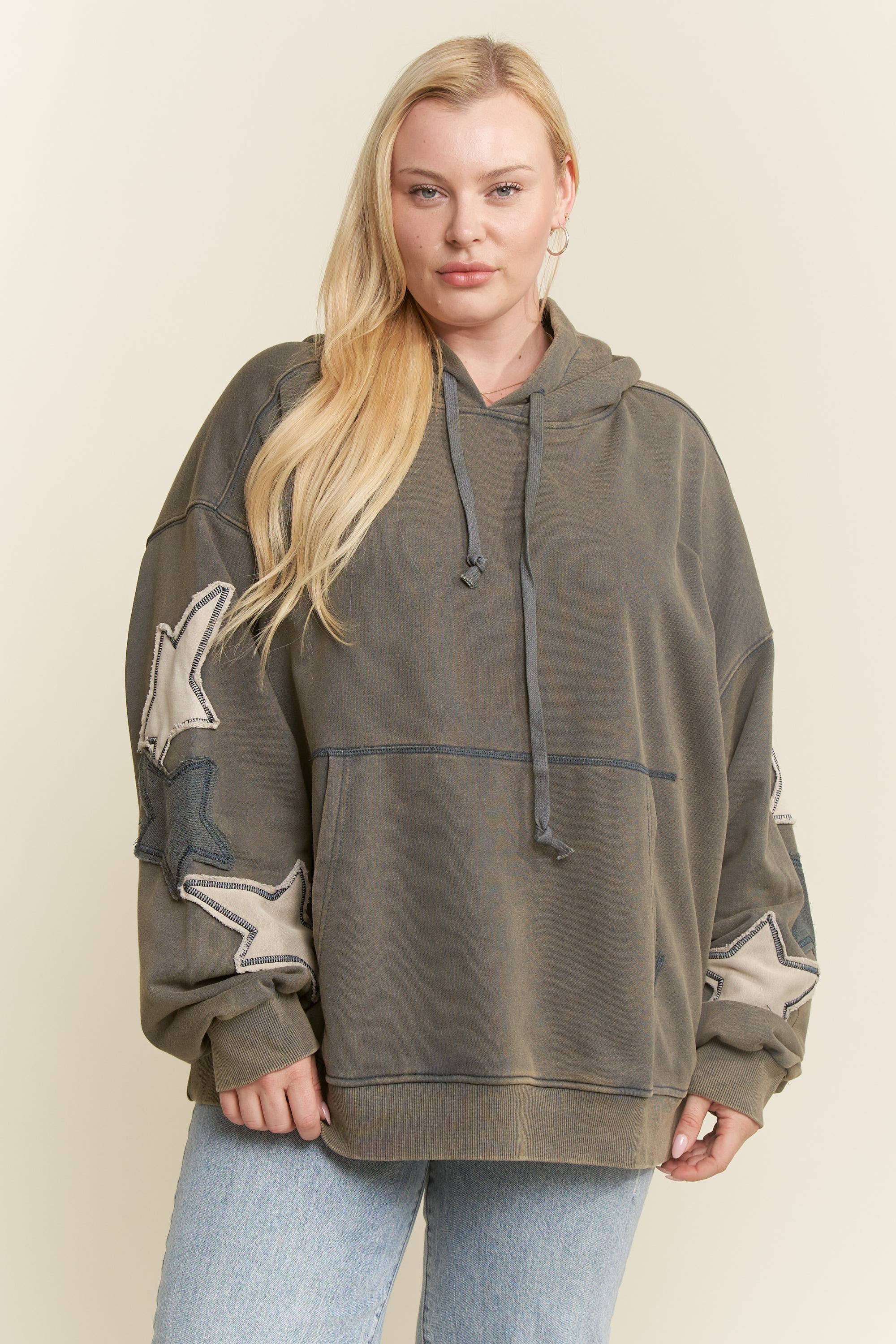 JADE BY JANE PLUS - Wholesale Hoodie - Dames - PLUS SIZE MINERAAL GEWASSEN LANGEMOUWEN STER GEPATCHTE HOODIE4