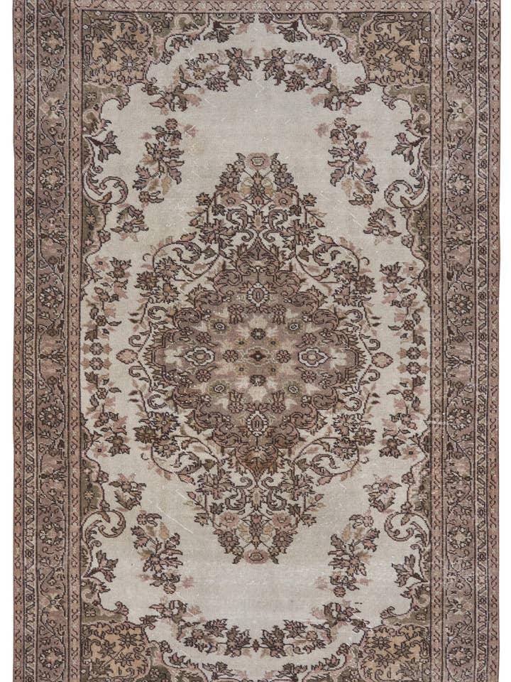 Brylee - 5'7" x 9'7" for wholesale by Biev