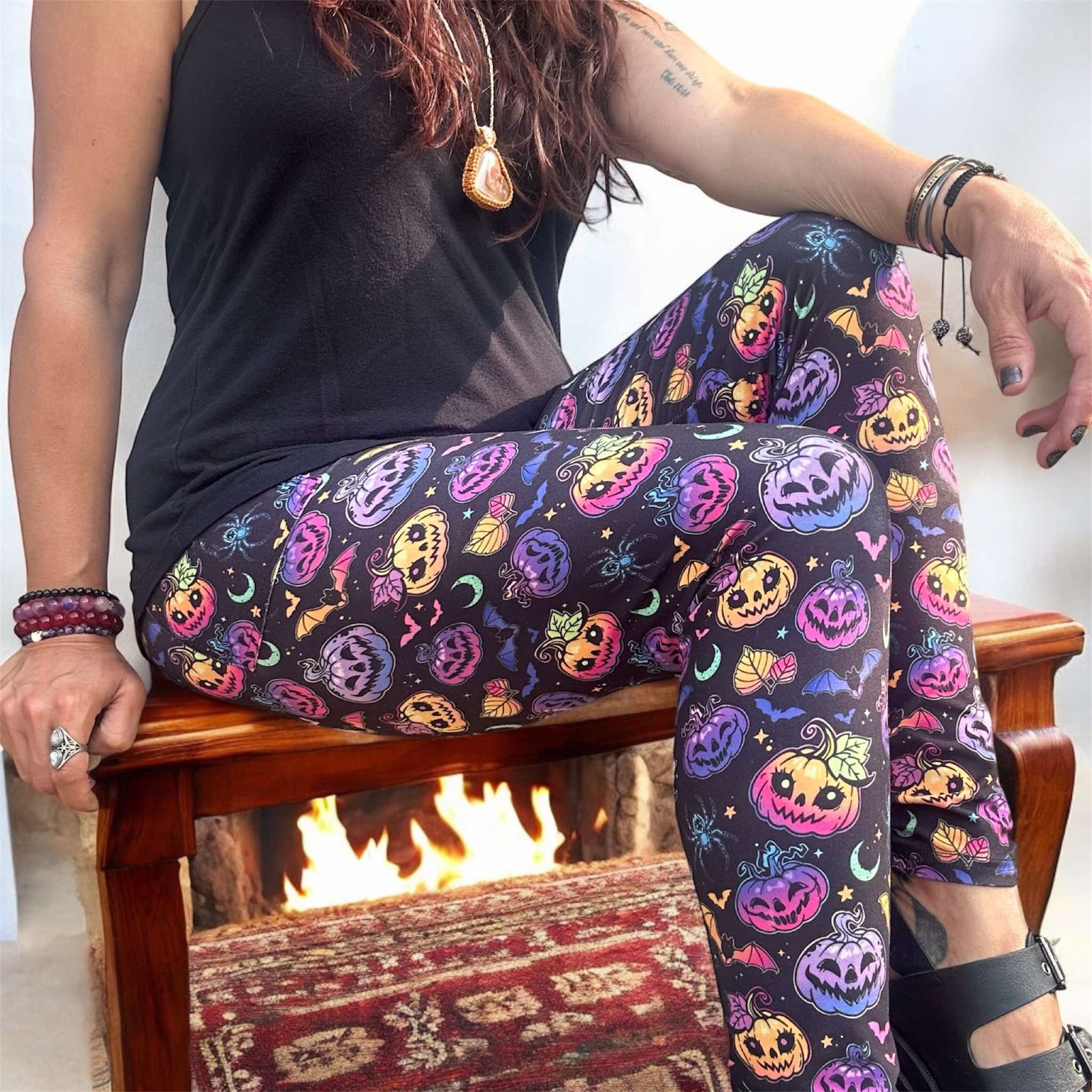 Triple Goddess Boutique - Vendita all'ingrosso Leggings - Donna - Leggings per Halloween, leggings da strega, Jack O Lantern, 1