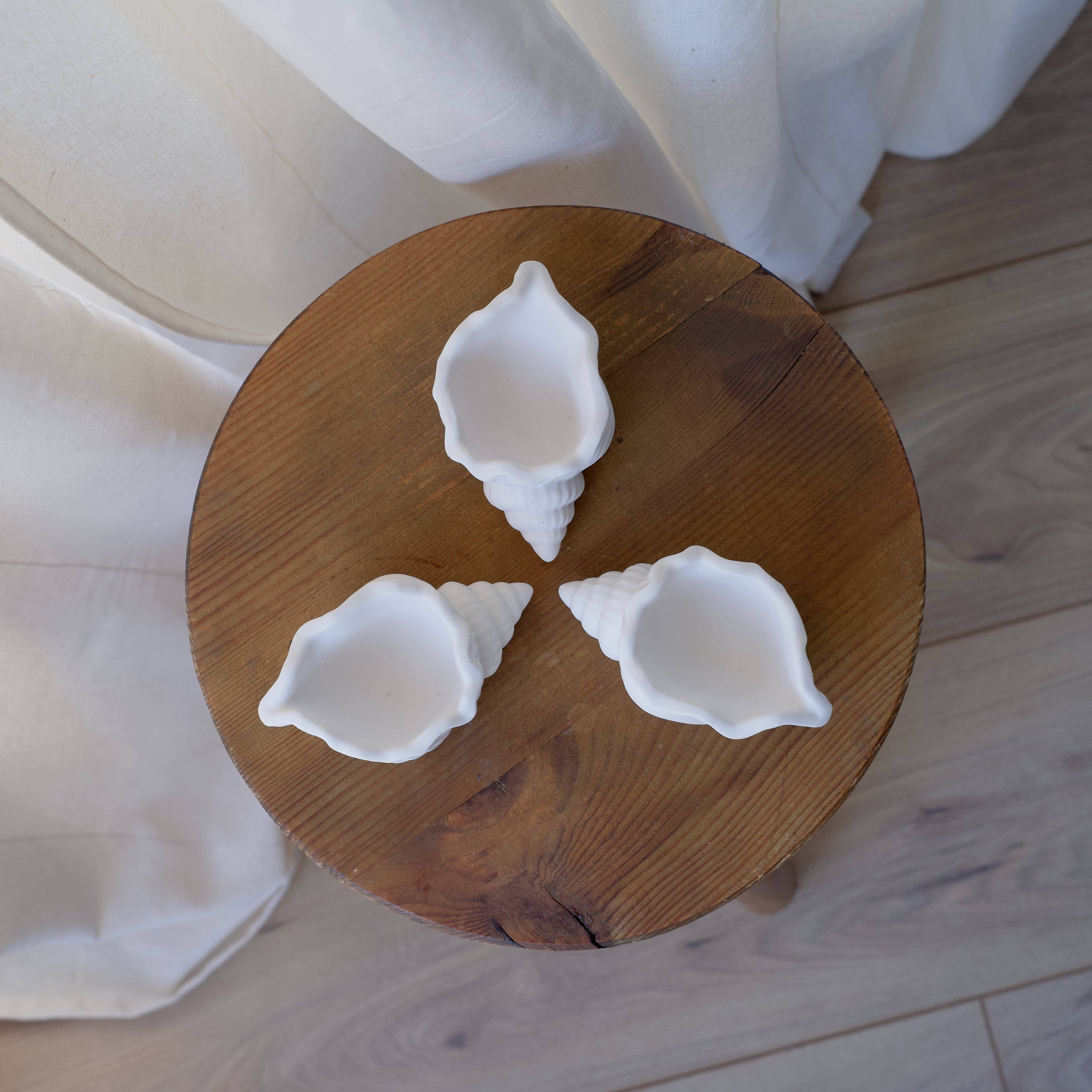 Studio Firaora – wholesale Dekorativt bordsobjekt – MANILLE - jesmonite-dekoration5