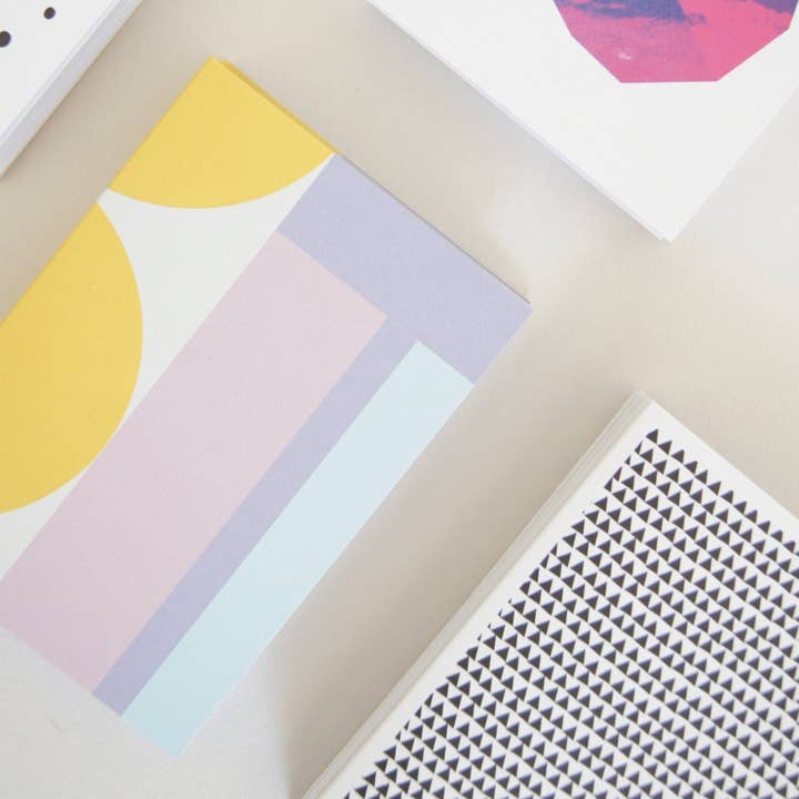 Karte Design Berlin - Wholesale Everyday Greeting Card - Shaking Through, Mini Card, Designed & Made in Berlin.3