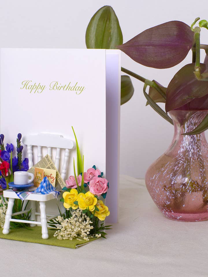 Fødselsdag havestol for engroshandel hos Karrie Barron Limited