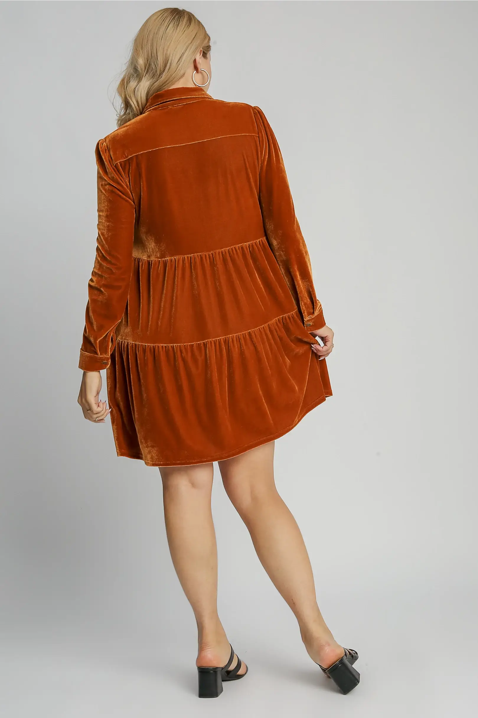Plush Looks - Wholesale Dress - Women's - Velvet Button Down Dress5