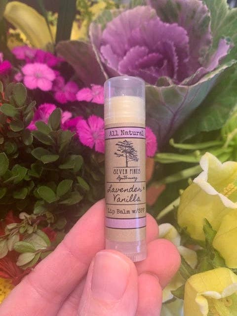 Baume à lèvres à la lavande et à la vanille, toutes huiles essentielles naturelles pour la vente par Seven Pines Apothecary