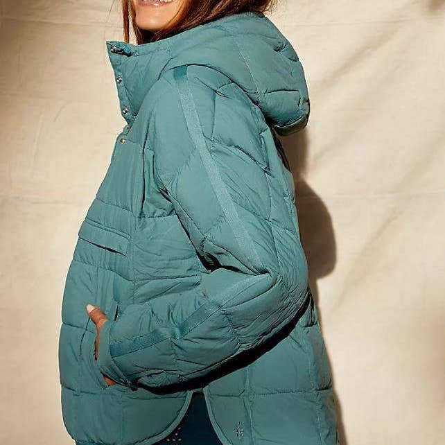 Fashion Combination - Wholesale Jacket - Women's - stylish puffer outerwear for all seasons4