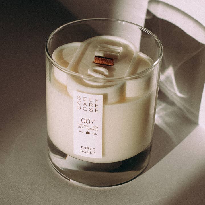 007 Candle · Amber, Patchouli and Incense for wholesale by THREE SOULS