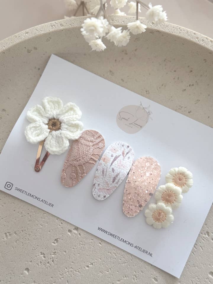 Clique-claque Ensemble - Luna pour la vente par Sweet Lemons Atelier