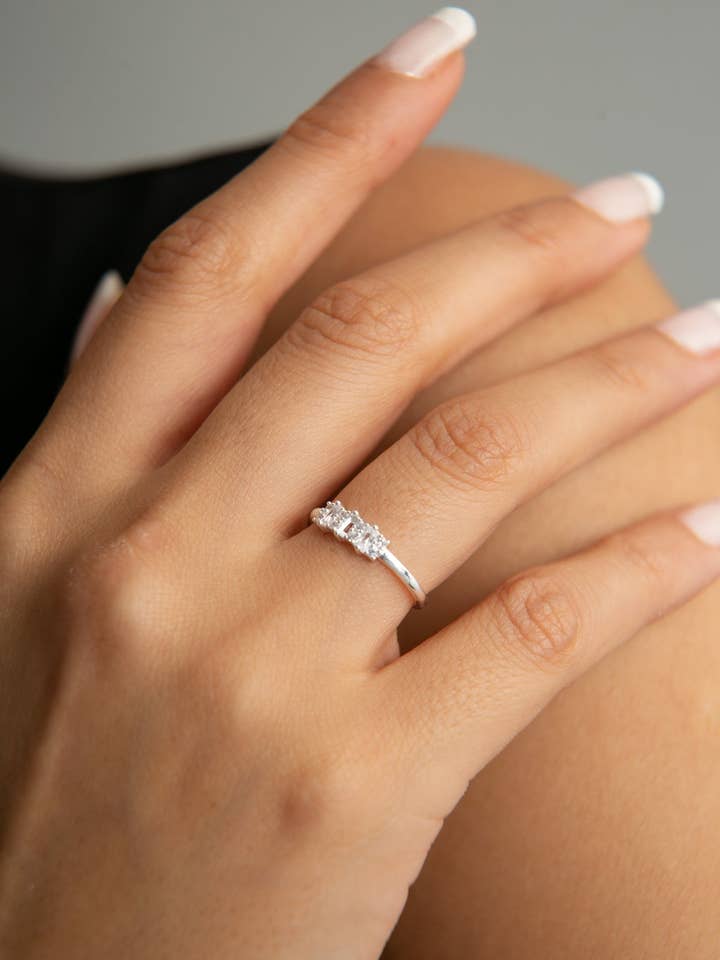 Women's Elegant Row Stone Detail 925 Sterling Silver Ring for wholesale by Volenia Silver