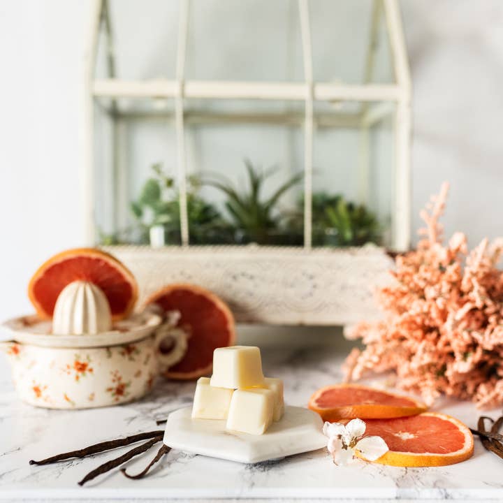 Peripeti Home - Wholesale Jar/Filled Candle - Grapefruit Vanilla Soy Candle, Giftable4