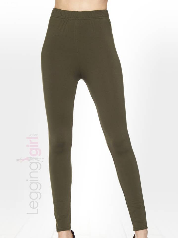 Legging uni en polaire FeatherSoft pour femmes pour la vente par LeggingGirl.com