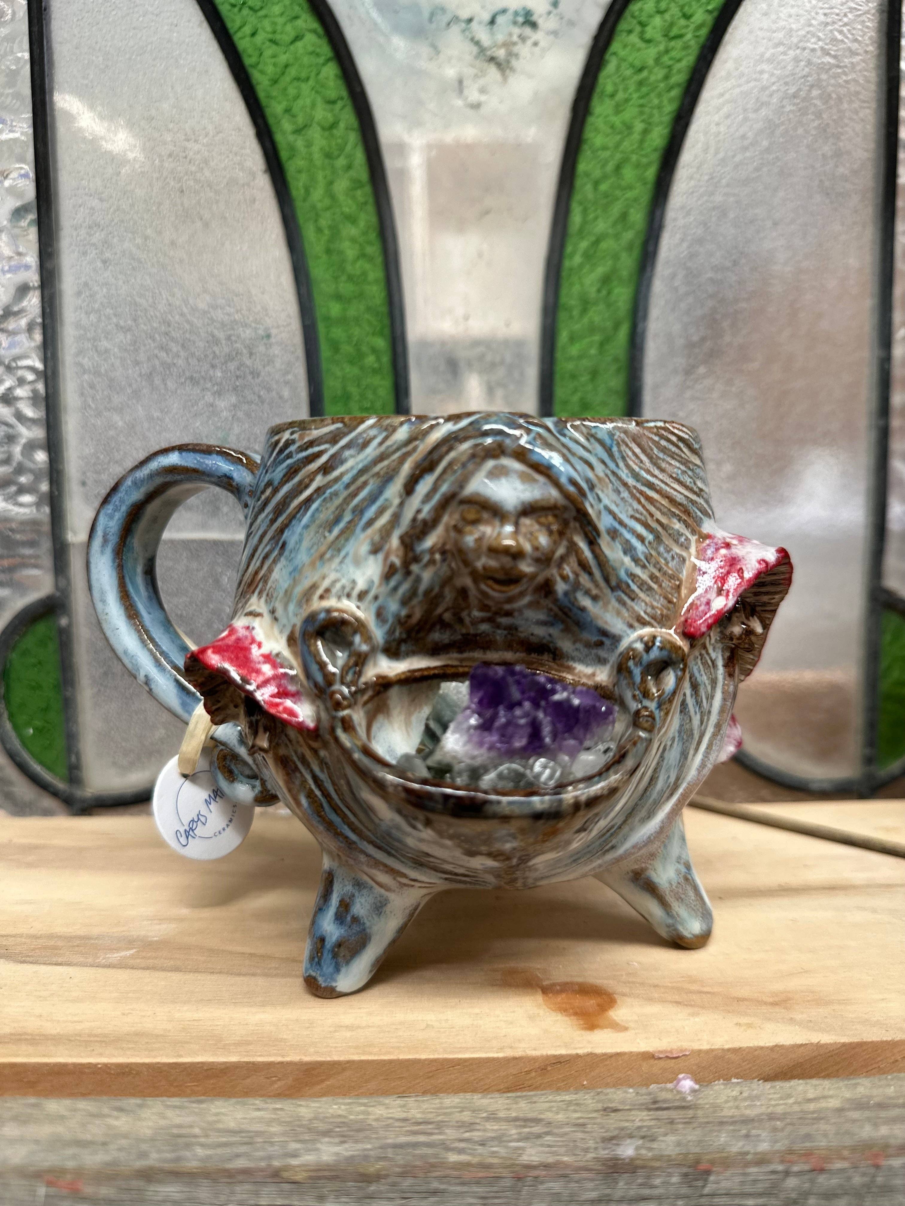 Carys Martin Ceramics - Wholesale Decorative Tabletop Object - Cauldron Crystal Cup – Goddess & Toadstools with Amethyst Cluster