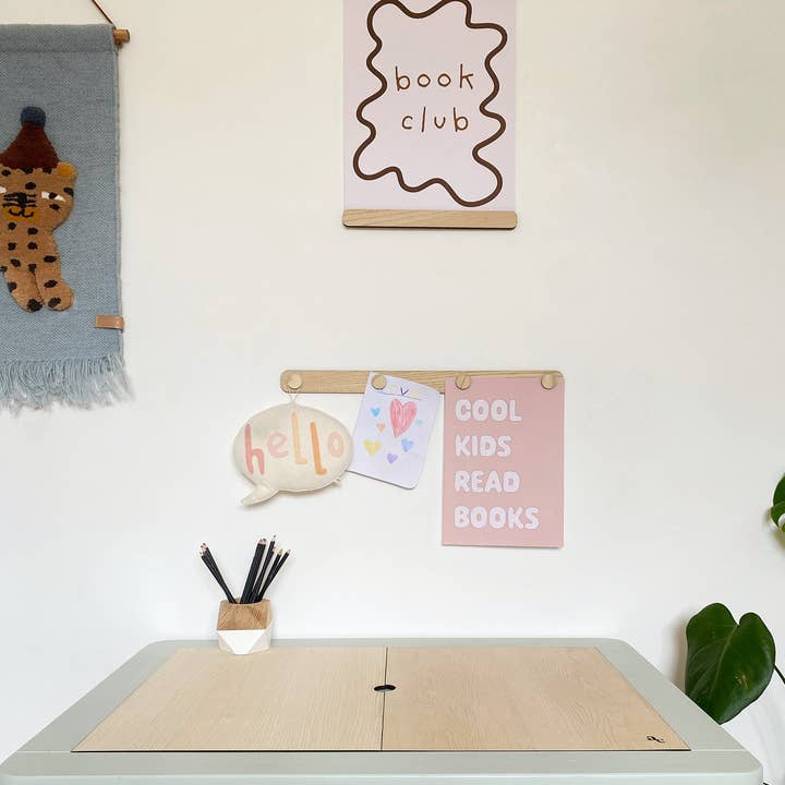 The Art Display Bar - Straight - Ash for wholesale by Autumns Corner