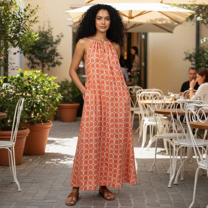 Kaya Bomulds Cambric Maxi Kjole Terracotta for engroshandel hos Ruhmee