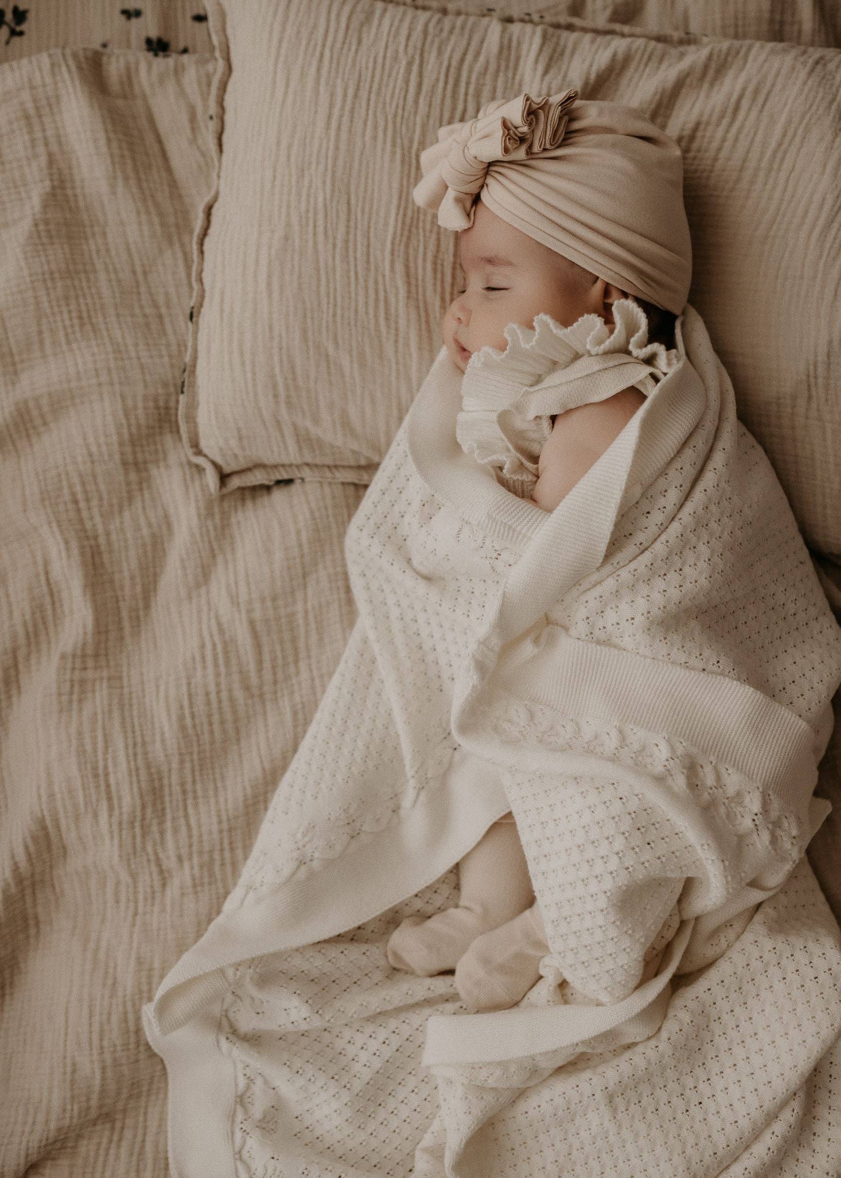 koffiemelk Crèmekleurige gebreide heirloom-deken voor groothandel op Faire2