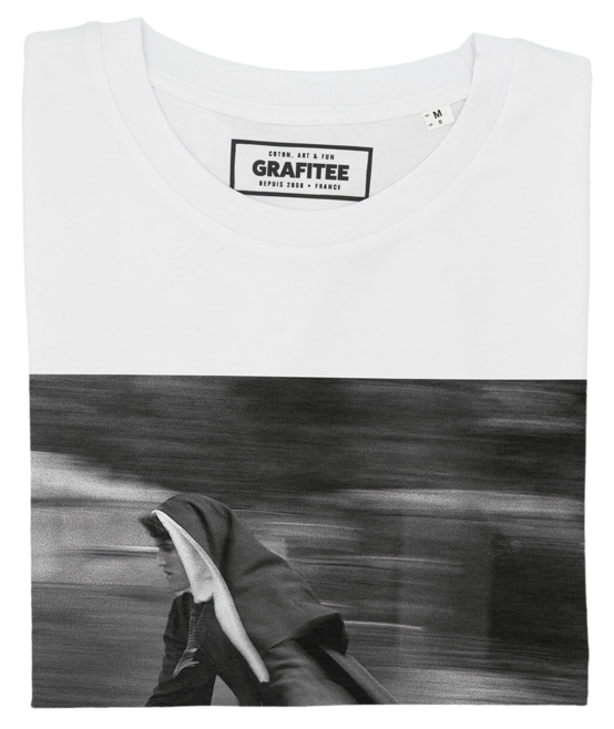 Grafitee - Wholesale T-Shirt (Graphic) - Unisex - Nun & Skate T-shirt - Vintage Photo1