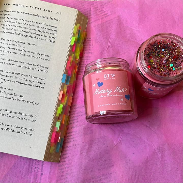 Geschichte, was? Buchkerzen-Sojakerze | Karamell-Butter-Käsekuchen und andere Ergebnisse für sirup royale im Großhandel. Kostenlose Rücksendungen und 60-Tage-Zahlungsziel auf Faire im Trend auf Faire.