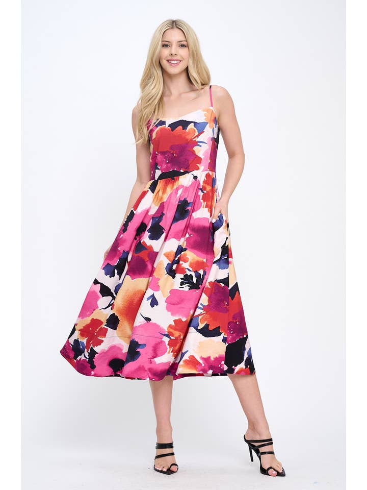 Rose/corail Robe mi-longue à imprimé floral fabriquée aux États-Unis avec détail smocké au dos en vente sur Faire4