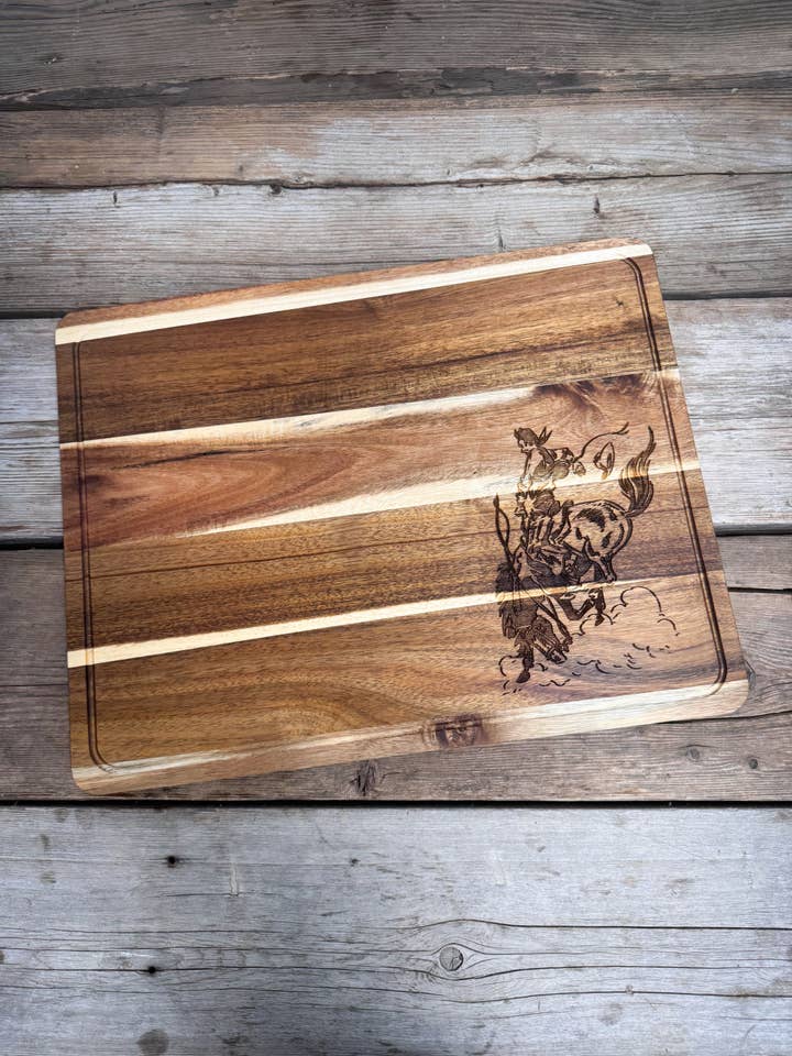 Grande planche à découper - Bronc pour la vente par Diamond Horseshoe Trading Co