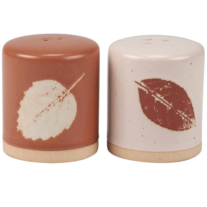 Primitives by Kathy - Wholesale Salt & Pepper Shaker Set - Fall Leaves Salt and Pepper Shakers2