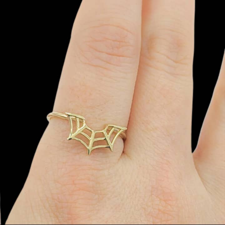 Stackable Spider Web Ring - Yellow Gold for wholesale by Inchoo bijoux inc