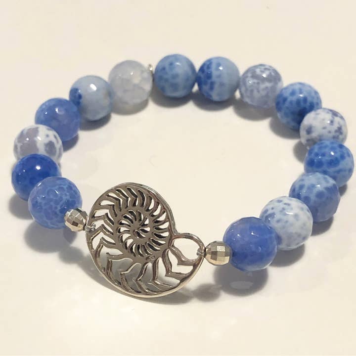 Bracelet en pierres gemmes de coquillage Nautilus pour la vente par Fishgirl Designs