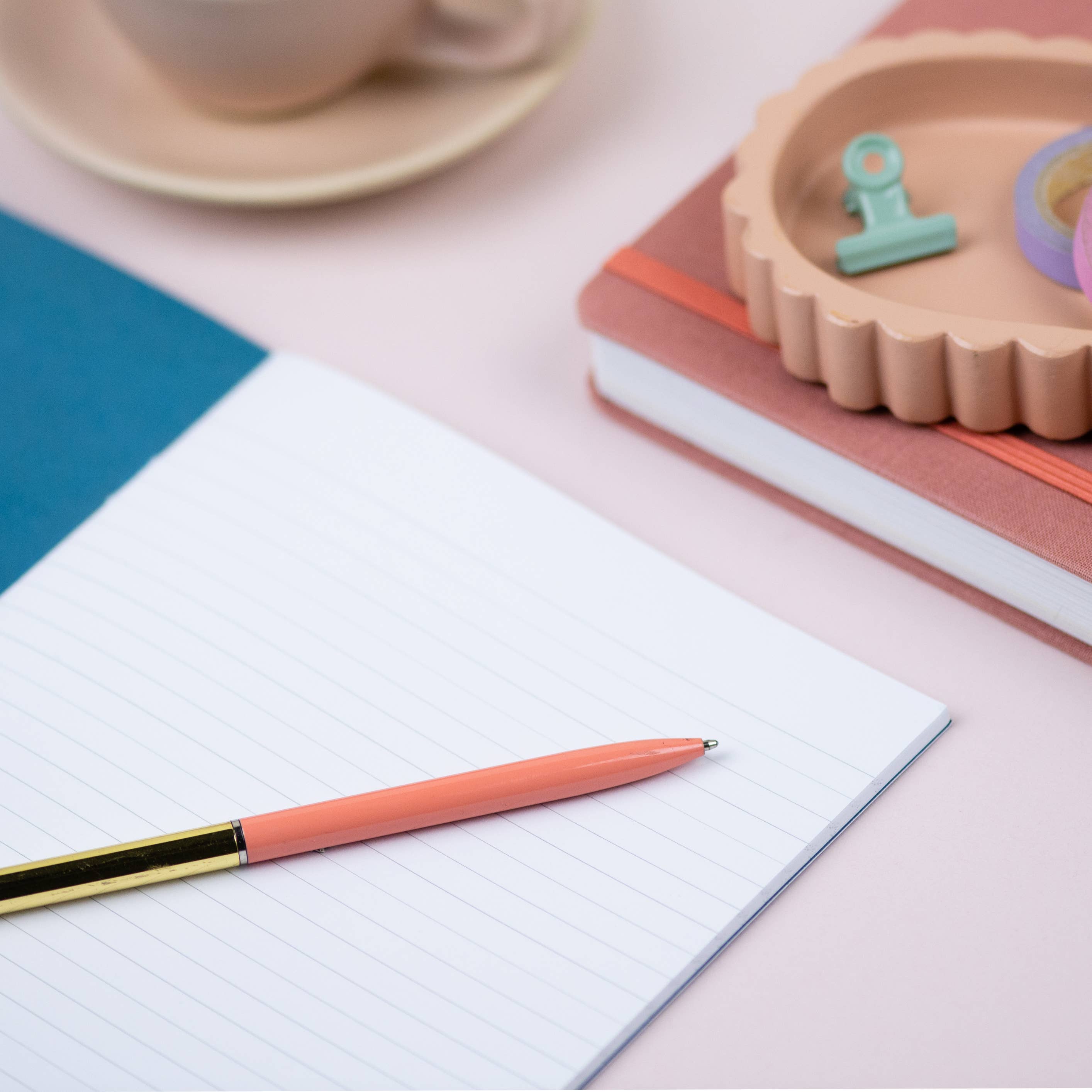 The Mood Club - Vendita all'ingrosso Quaderni - Happy thoughts - Quaderno di gratitudine A5 a righe verde teal1