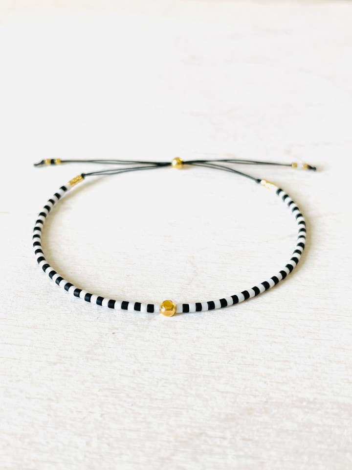 Justerbart Miyuki-pärlarmband i nylon med rocaillepärlor för wholesale av Atelline