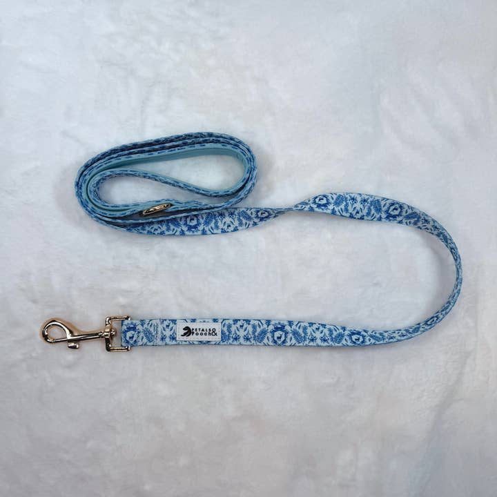 Pupperton Laisse pour la vente par Petals & Pooch