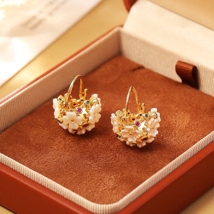 LanLivia – Brincos de argola por atacado – Brincos de Argola com Cesto de Flores Romântico2