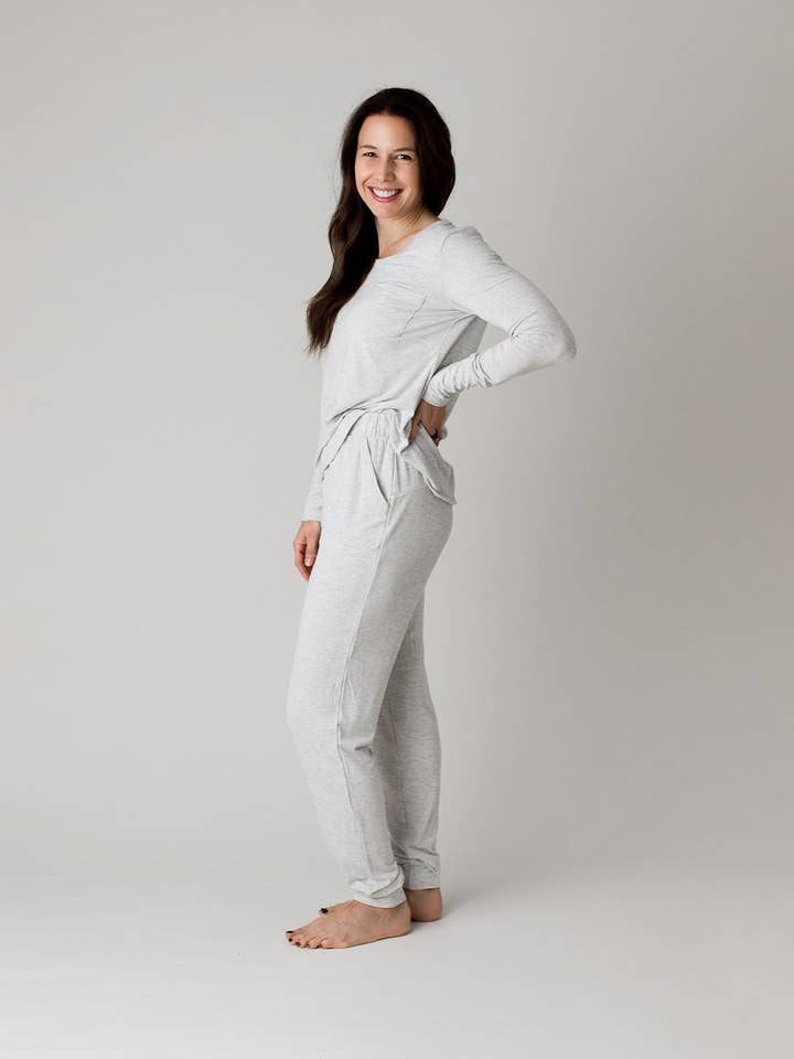 Ensemble de nuit à manches longues : Oatmilk pour la vente par A Girl Named Trenholme