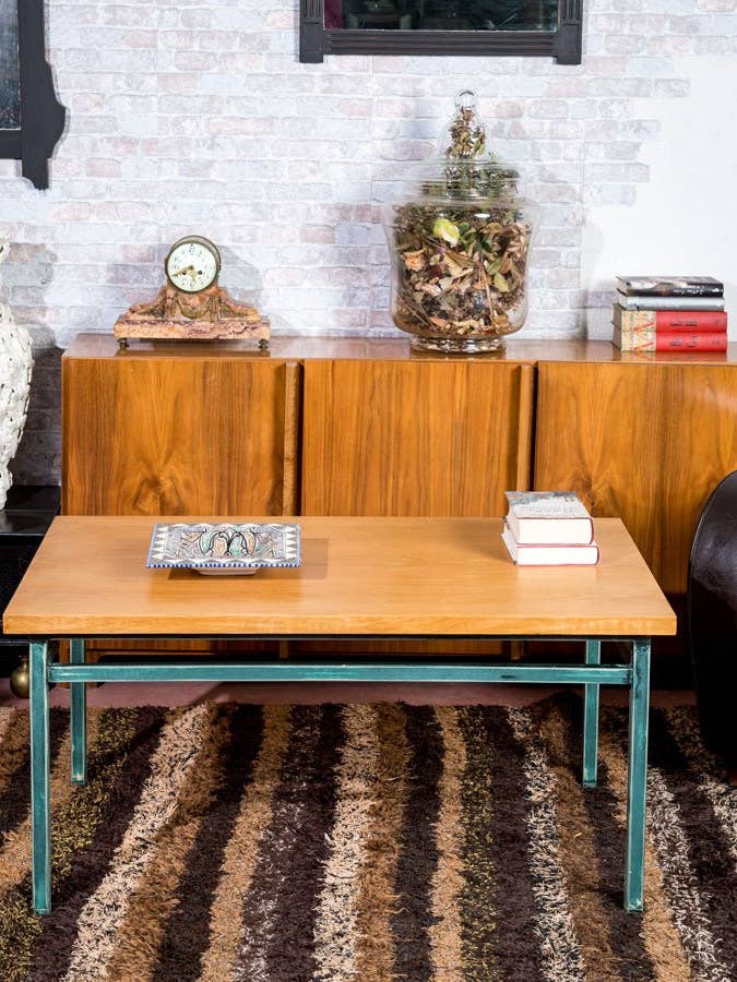 Tavolino La Cuesta per la vendita all'ingrosso da parte di Antique Arte y Decoración