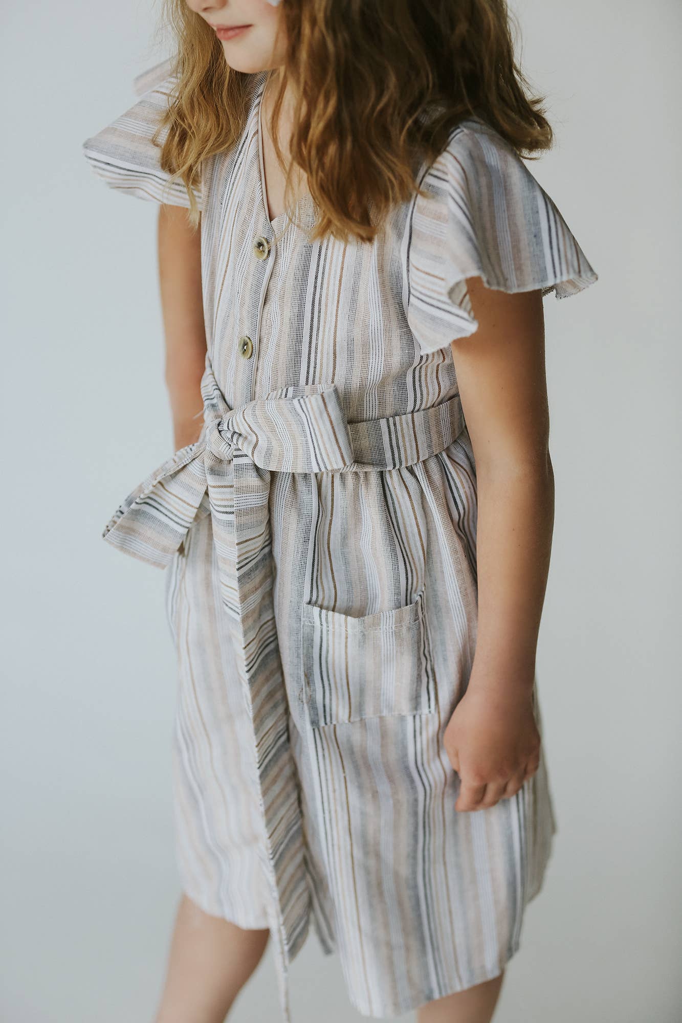 Navy Fields – Engroshandel Kjole - Børn – Jasper Linen Fuld Knap Kjole4