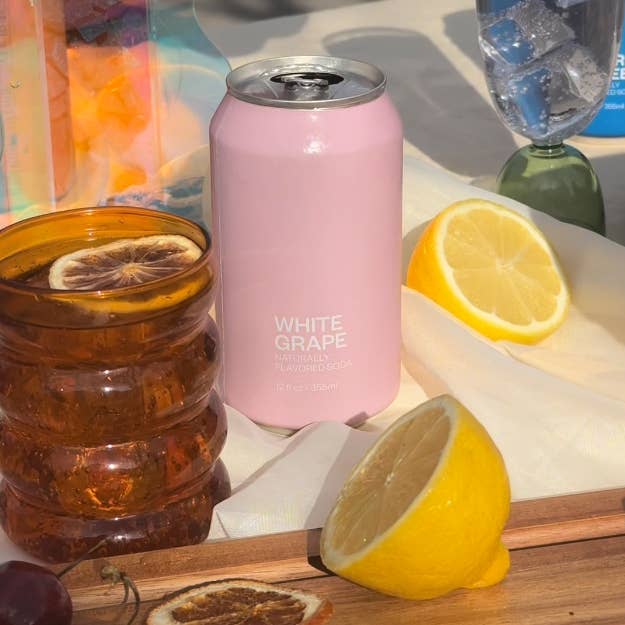 United Sodas - Wholesale Soda/Carbonated Drink - Naturally Flavored Soda - White Grape3
