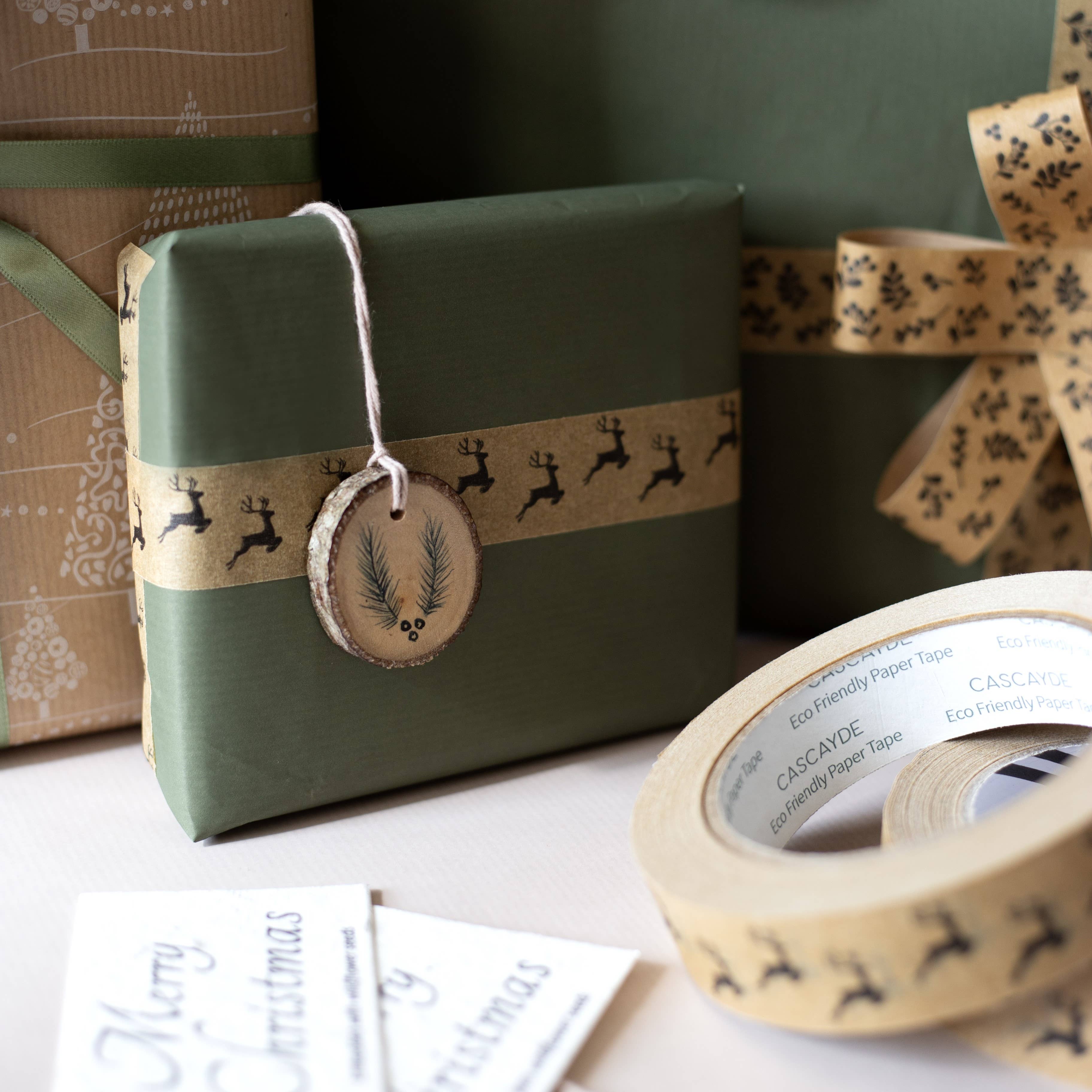 Cascayde - Vendita all'ingrosso Nastri adesivi - Nastro di carta a forma di renna, 24 mm, decorazione natalizia e involucro1