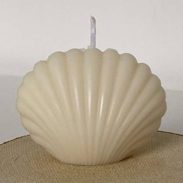 Decorative and handcrafted candle - Shell for wholesale by Boo-J