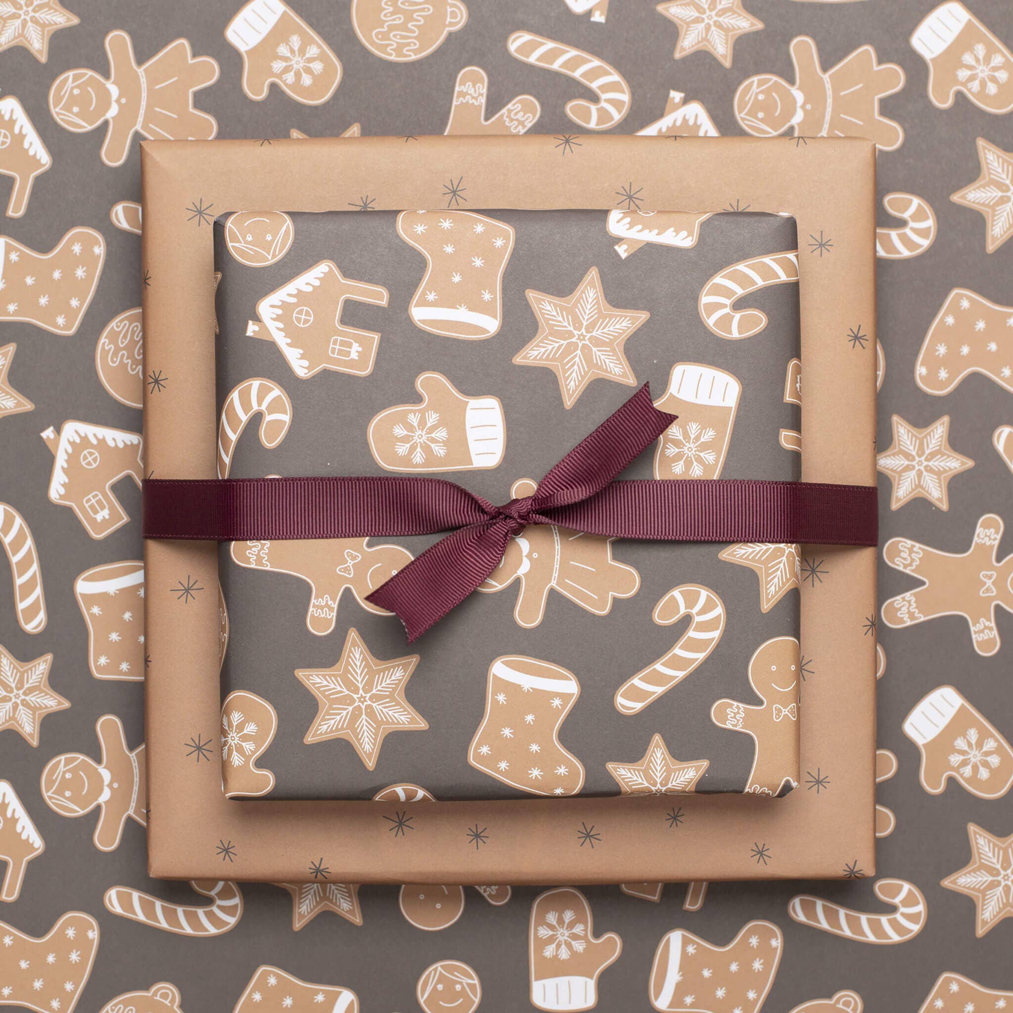 My Pretty Circus – wholesale Flat wrap – Christmas wrapping paper gingerbread brown - double-sided