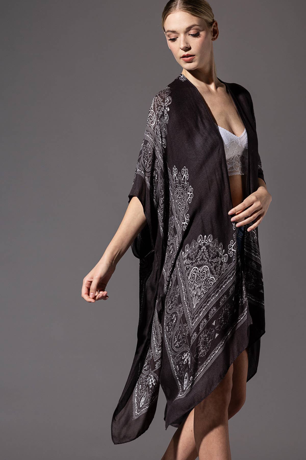 Urbanista - Wholesale Kimono - Women's - Ornate Mandala Kimono8