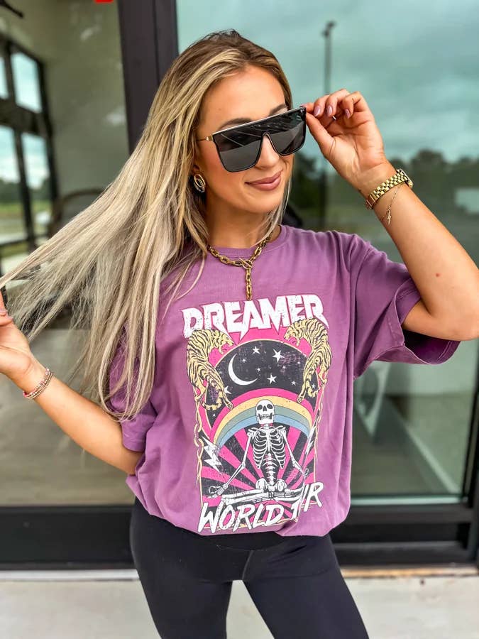 T-shirt gráfica Dreamer World Tour Pim Pim Raisin por atacado de birdie