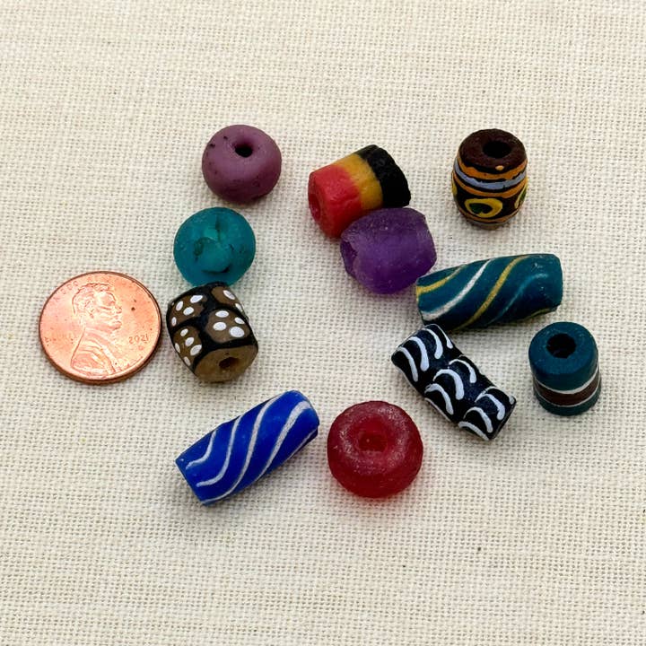 Tesoros Trading Company – Engroshandel Perler – Individuelle håndlavede glasperler, Ghana