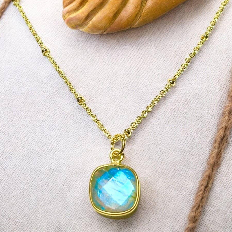 TOURMALYN - Wholesale Pendant/Charm Necklace - “MARTA” pendant gilded with fine gold Labradorite stone12