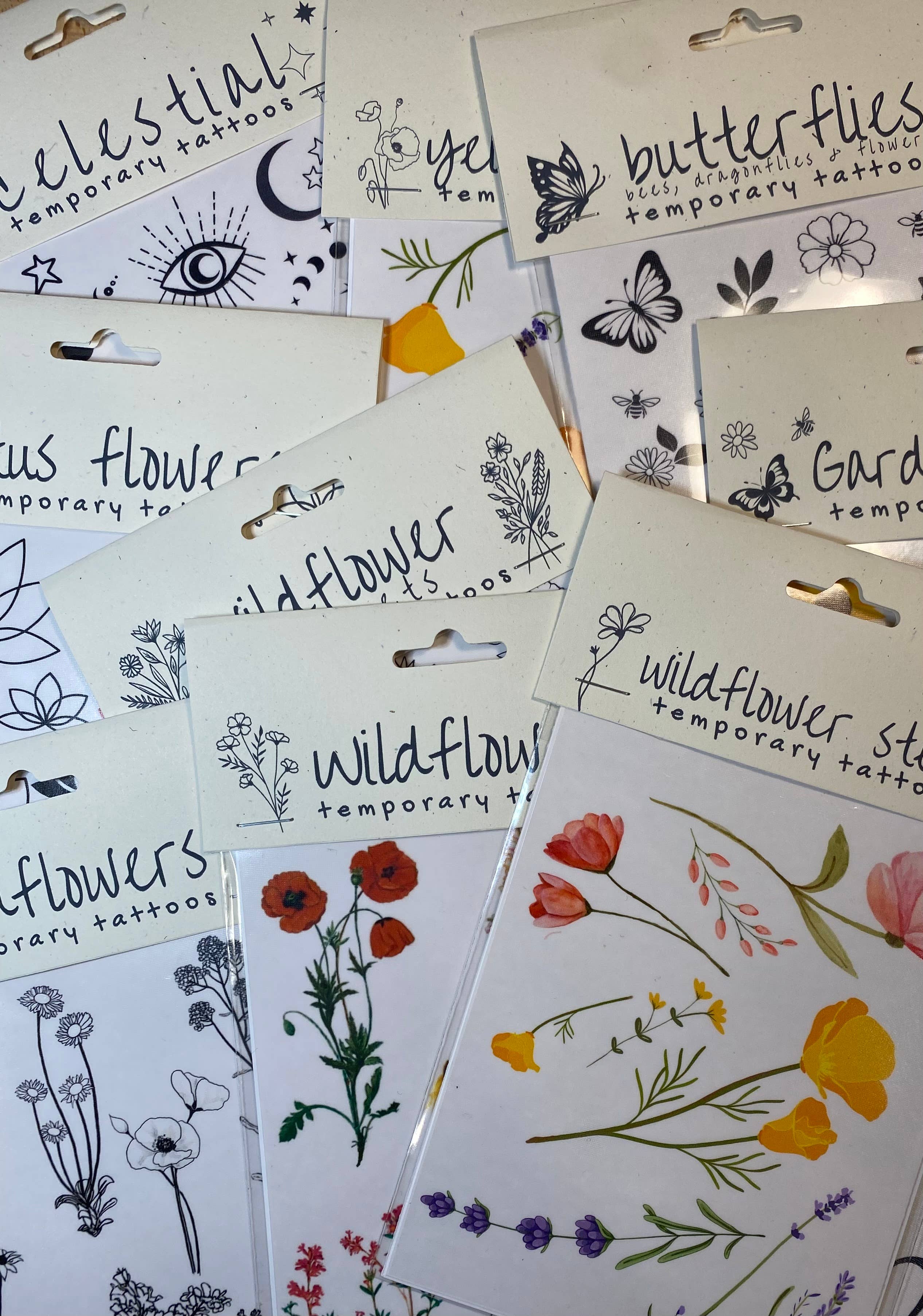 The Raven’s Edge Studio – wholesale Tillfällig tatuering – Mini vilda blommor temporära tatueringar: Hjärtan & blommor2